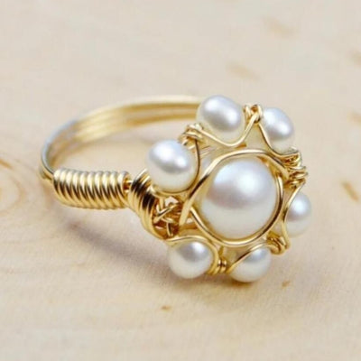 Light luxury pearl inlaid exquisite ring