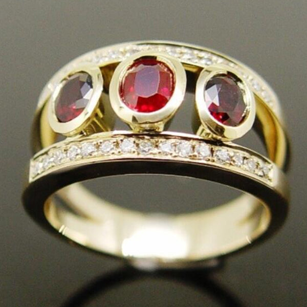 Wide Creative Gold Inlaid Red Gem Hollow Ring