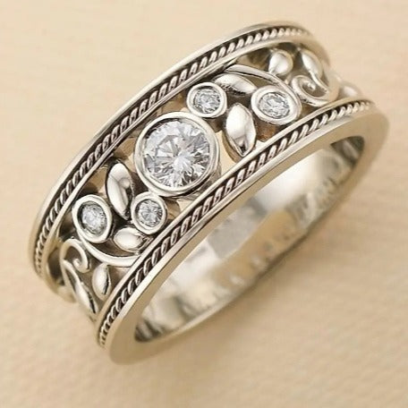 Retro Chic Versatile Wide Band Ring Unique Heavy-Duty Hollow Flower Ring Trendy Style