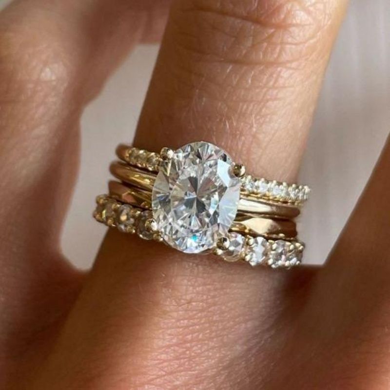 Luxury Two - piece Ring Set with Egg - shaped Cubic Zirconia Inlay