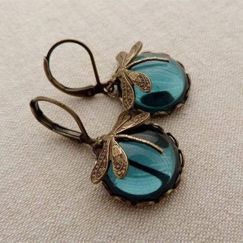 Retro Dainty Dragonfly Pattern Earrings (Vintage Moonstone · Creative & Elegant Design)