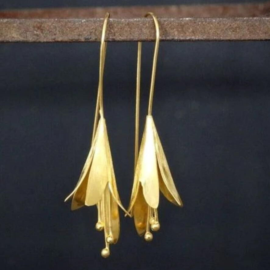 Minimalist & Comfortable Faux Pearl Sweet Stud Earrings (Korean Fashion Trend)