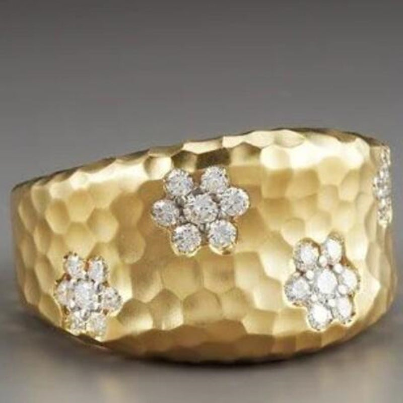 Retro Plum Blossom Water Diamond Wide Ring