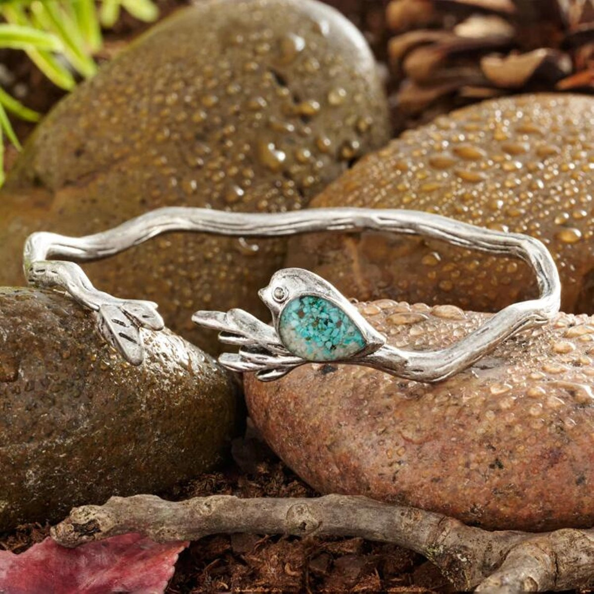 Fashionable retro silver branch inlaid bracelet