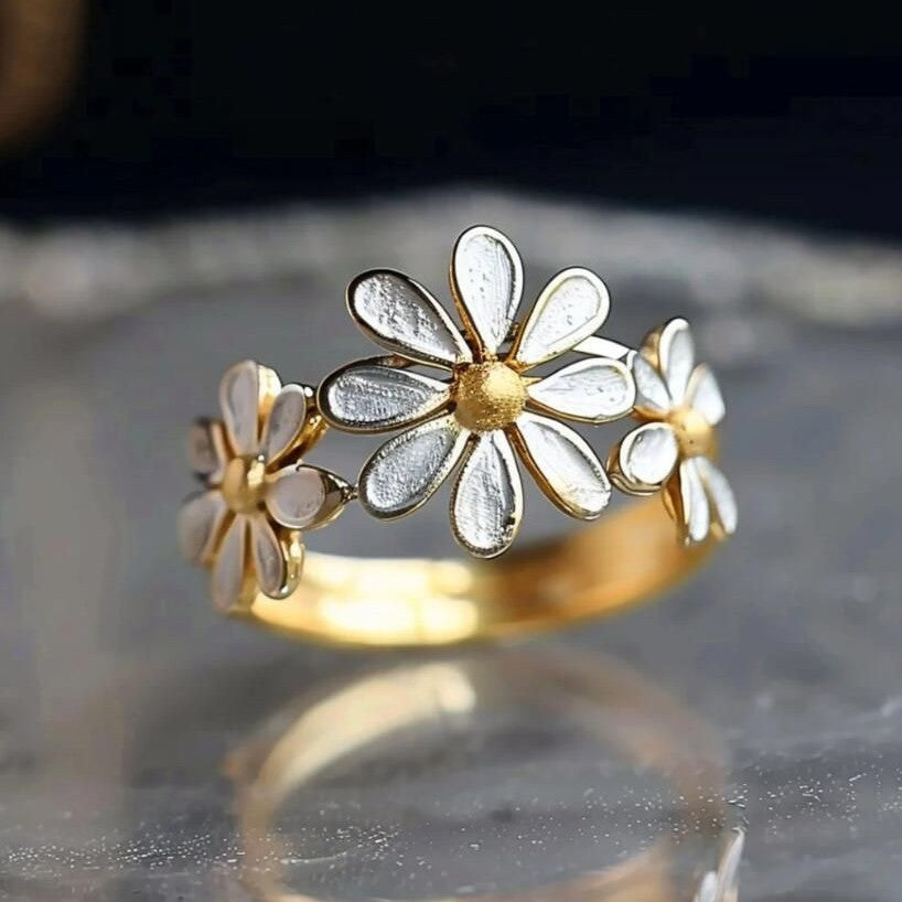 Daisy Flower Ring