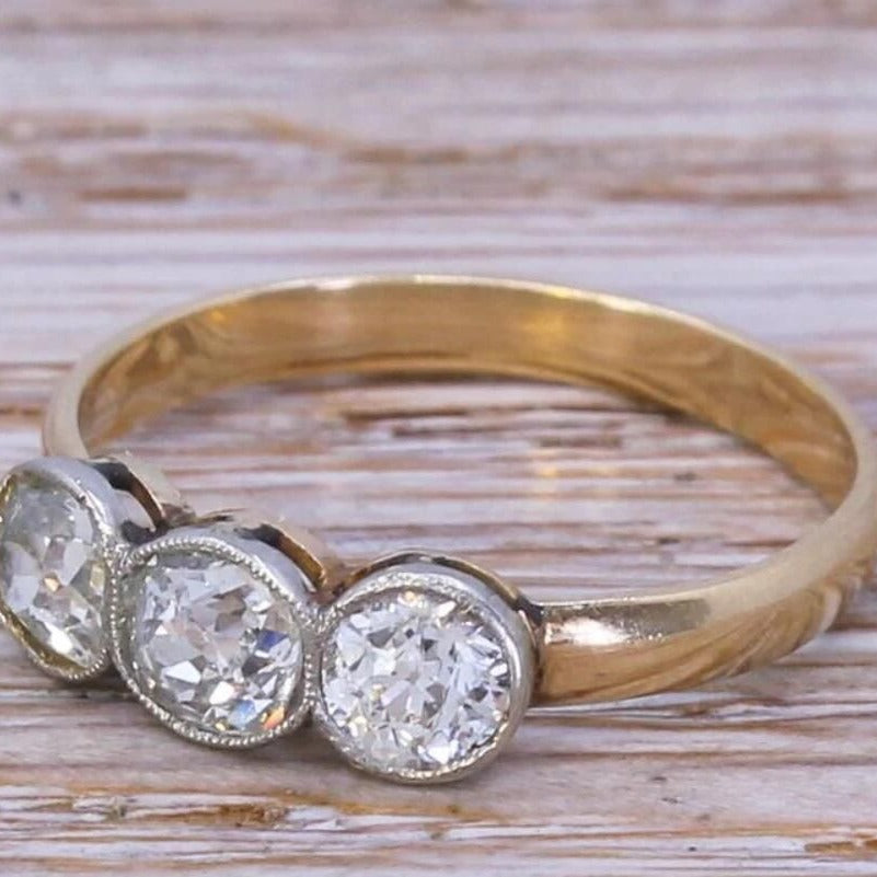 Gold Round Moissanite Party Ring