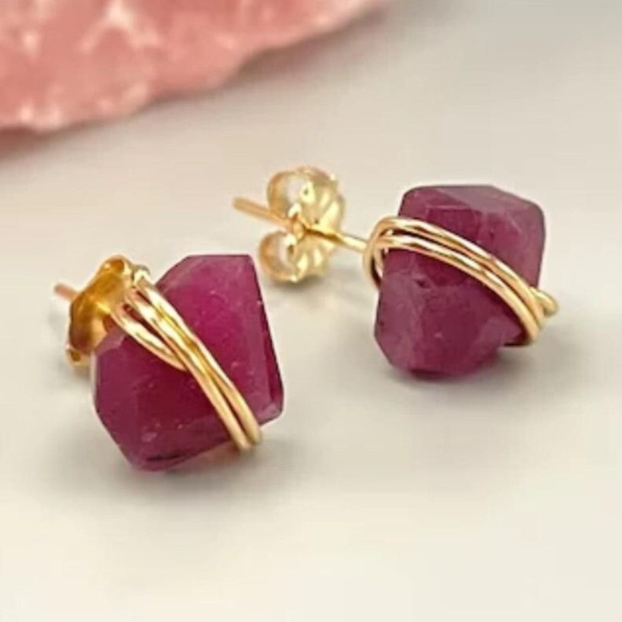 Red Stone Natural Wire Earrings