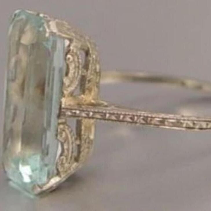 Palace Style Zircon Ring