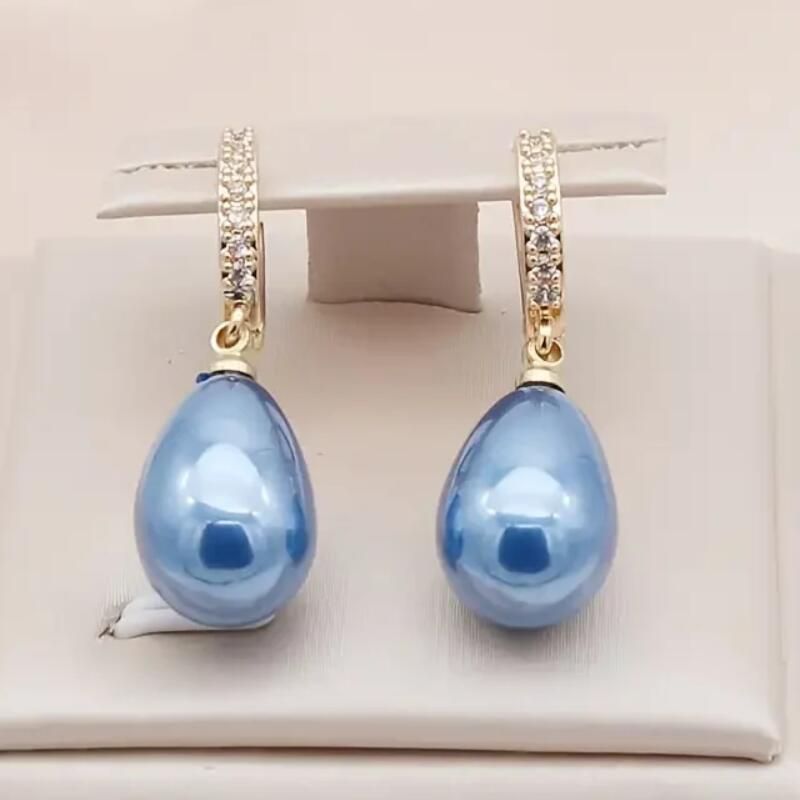 Pearl Elegant Stud Earrings