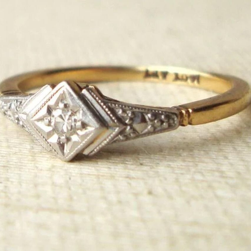 Minimalist Square Ring