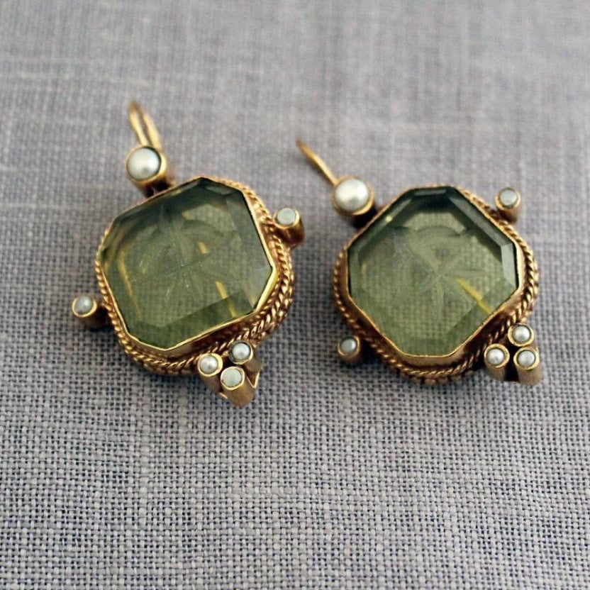 Green crystal stone earrings with pearls